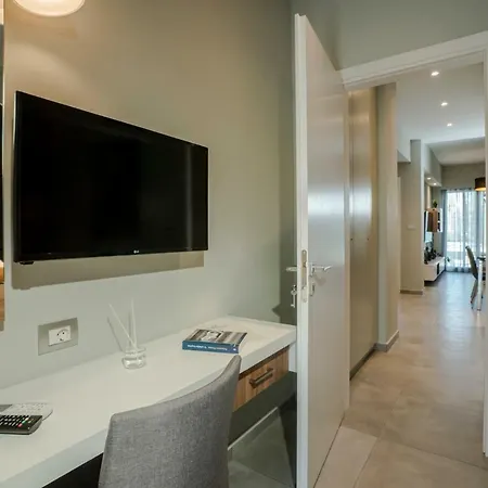 Mediterranean Luxury Apartment