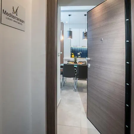 Mediterranean Luxury Apartment *